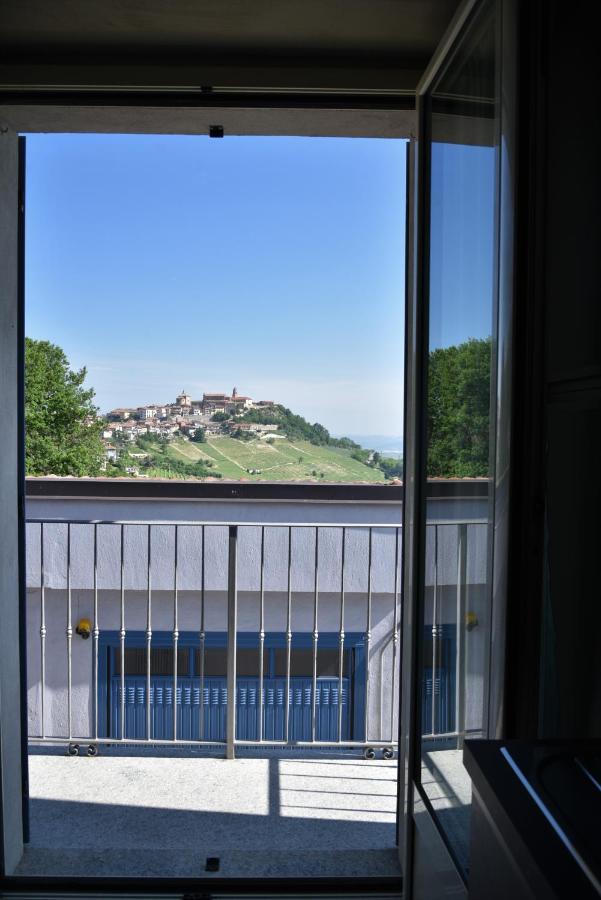 A Casa Di Anna Apartamento La Morra Exterior foto